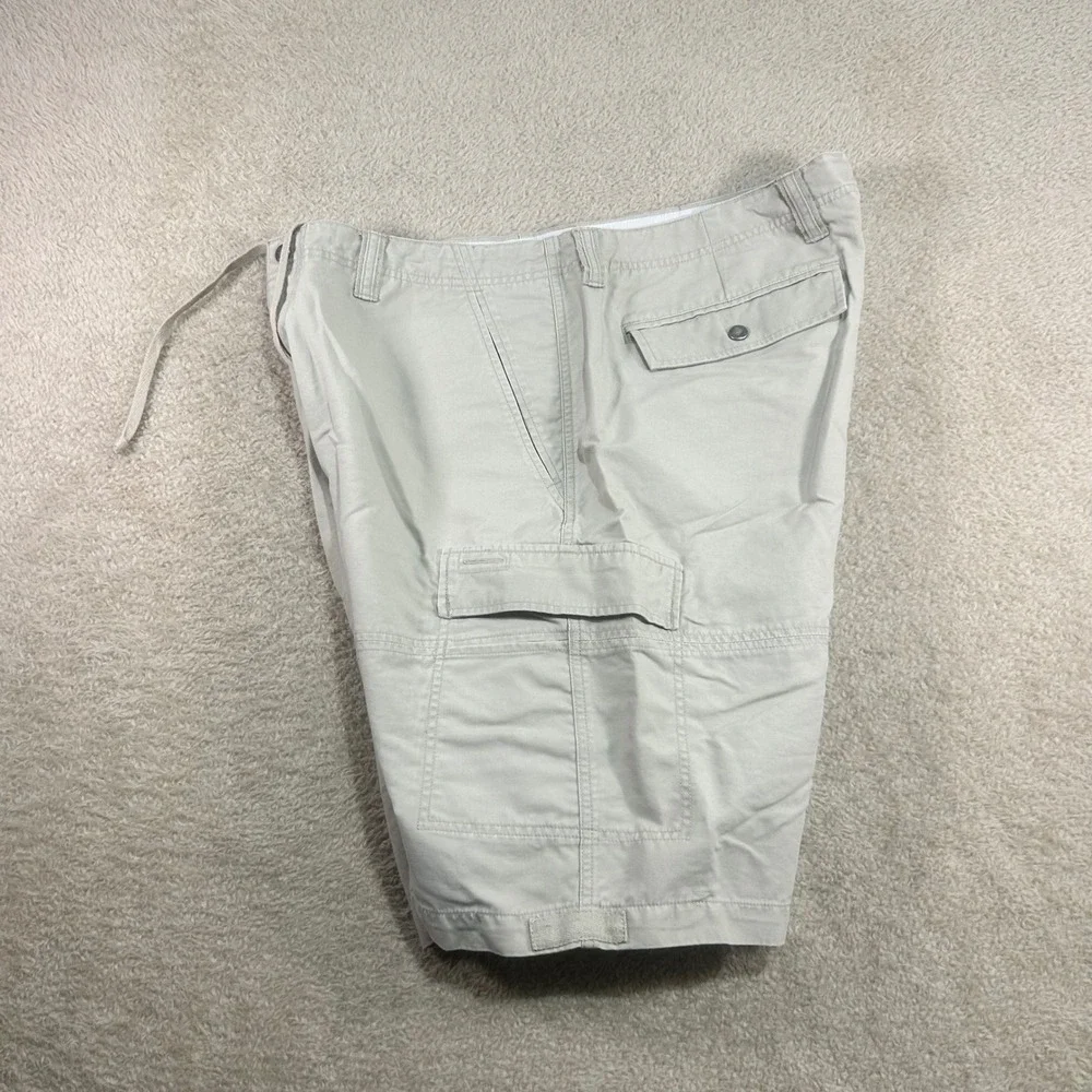 Columbia Sportswear Company Mens Cargo Shorts Khaki Size 38 11‎ Inch Inseam